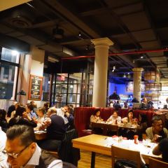 Burger & Lobster User Photo