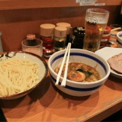 Menya Noroma User Photo