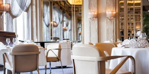 阿蘭杜卡斯路易十五餐廳