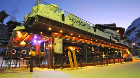 Snowboat in Zermatt