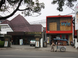 Jalan Riau