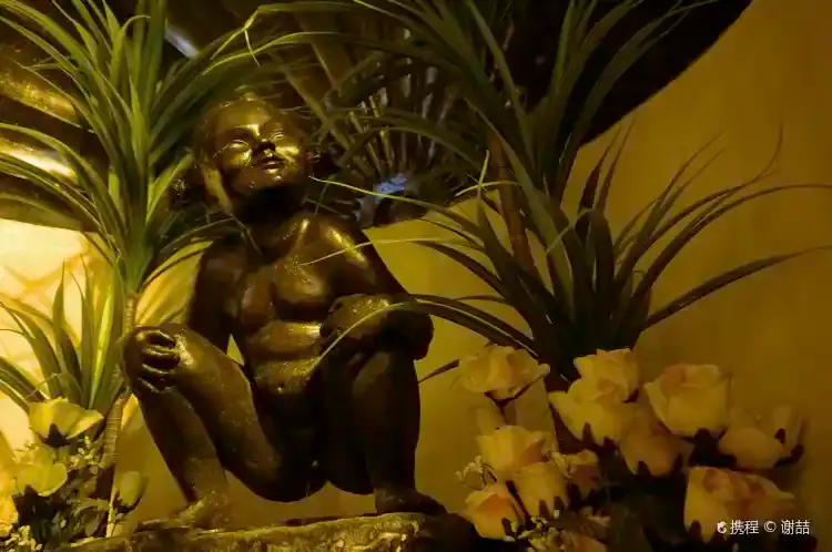 Hotel dekat Jeanneke Pis