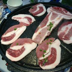 JIN MA GU HAN SHI KAO ROU RI YUE GUANG DIAN User Photo