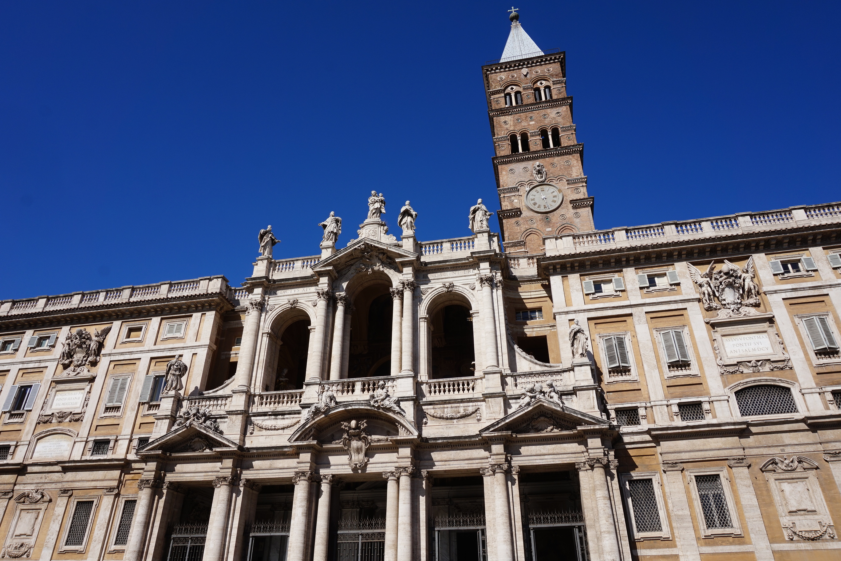 サンタマリアマッジョーレ大聖堂のレビュー サンタマリアマッジョーレ大聖堂のチケット サンタマリアマッジョーレ大聖堂の割引 サンタマリアマッジョーレ大聖堂の交通機関 所在地 営業時間 サンタマリアマッジョーレ大聖堂周辺の観光スポット ホテル グルメ