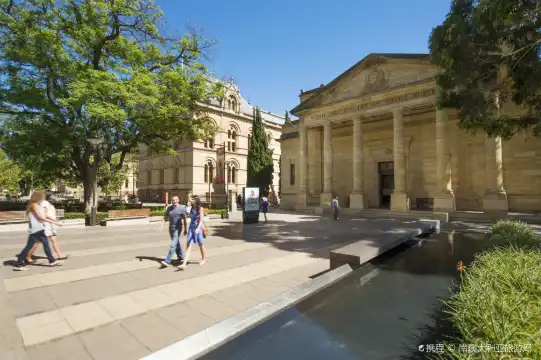 Hotels near North Terrace