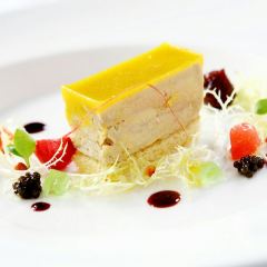 Maxim's DE PARIS User Photo