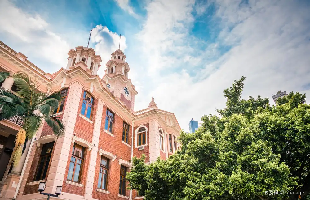 Hotels near The University of Hong Kong (HKU)