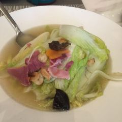 Fuxianhuxi'erdunjiudianyuxi Restaurant User Photo