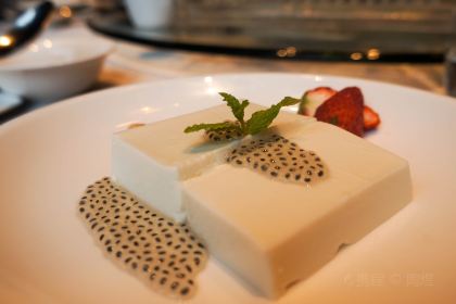 Tian Lun Li  (Xi hu dian)