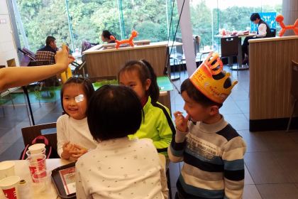 肯德基(中新店)