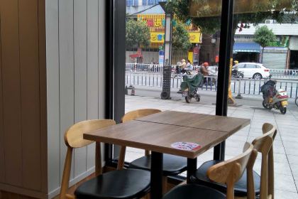 肯德基(万利店)