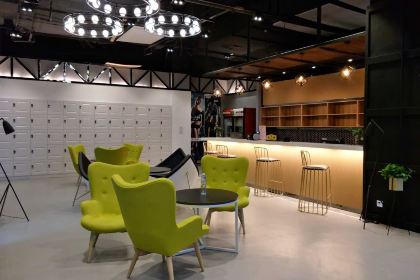 华莱士·全鸡汉堡(板桥店)