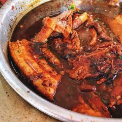 Lao Ye Braised Pork with Steamed Glutinous Rice User Photo