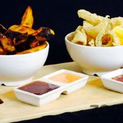 The Attic Bar & Restaurant 여행 사진