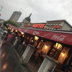 Hooters ảnh của người dùng