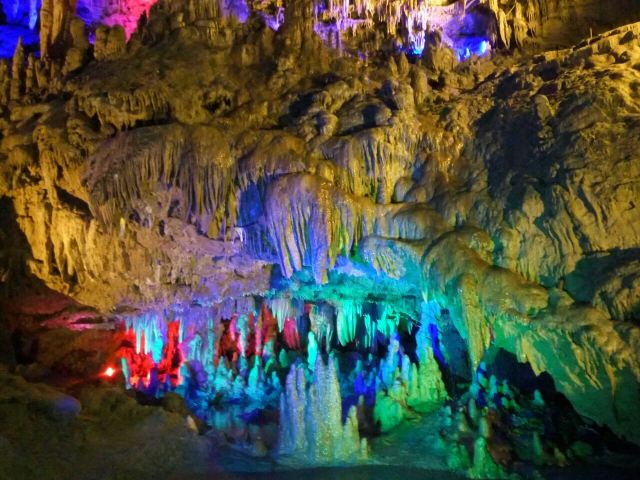 Noshui River Longhu Cave