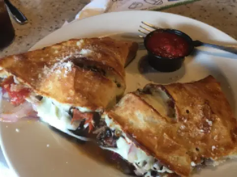 Oggi's Sports Brewhouse Pizza