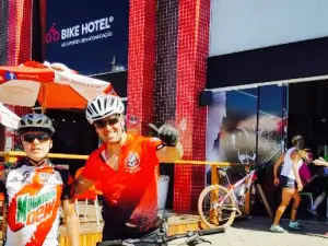Bike Hotel Americana