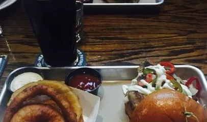 Olde Magoun's Saloon