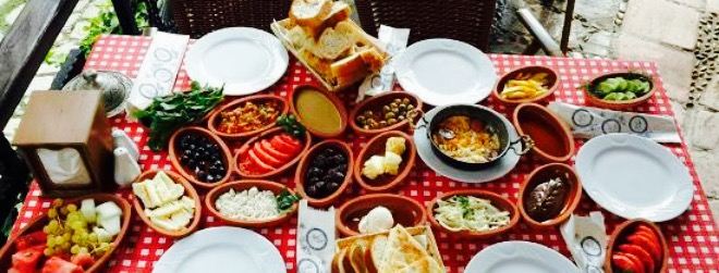 Zeus Cafe & Restaurant & Wine House