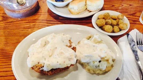 Cracker Barrel Old Country Store