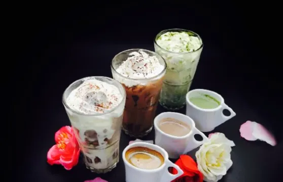 Equatore Rooftop Cafe