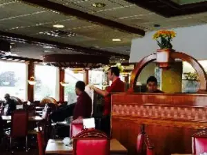 Zebb's Family Restaurant