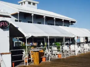 Tavern On the Bay