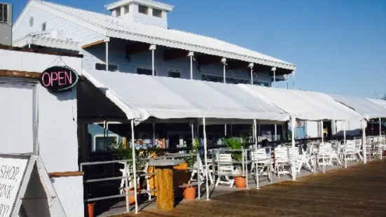 Tavern On the Bay