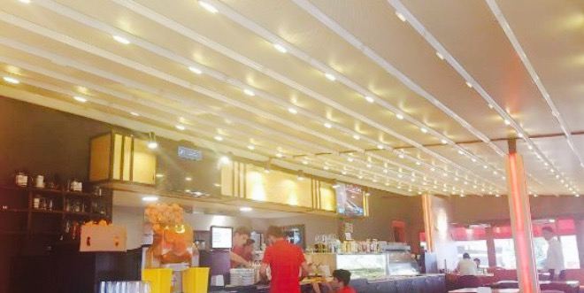 Mucca Coffee & Restaurant