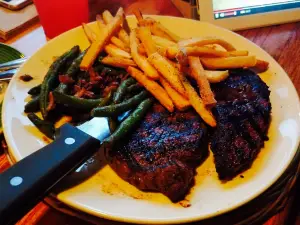 Applebee's Neighborhood Grill & Bar