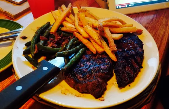 Applebee's Grill + Bar