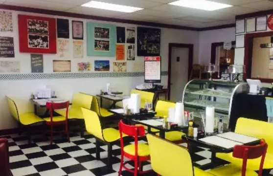 Season's Diner & Desserts