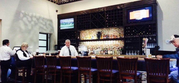 Arturo's Bar & Grill