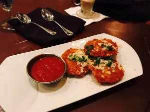 Bugatti's Steak & Pasta
