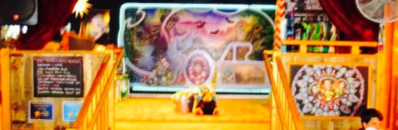 Harlow's Pub & Restaurant