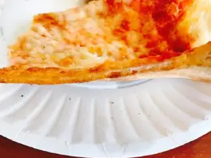 Islands Pizza Tavern