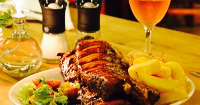 The Dukes Head Pub & Grill