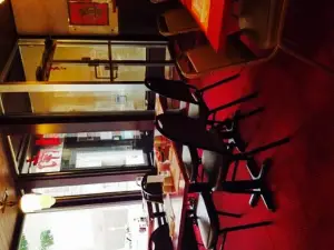 Hunan Chinese Resturant