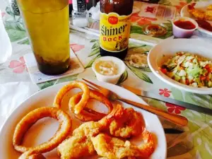 Snappers Bar & Grill