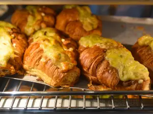 La Renaissance Patisserie and Cafe