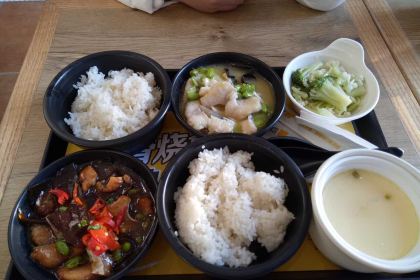 老娘舅(金陵中路店)