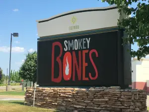 Smokey Bones Lansing