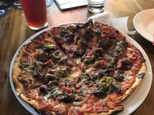 Station Bar & Woodfired Pizza