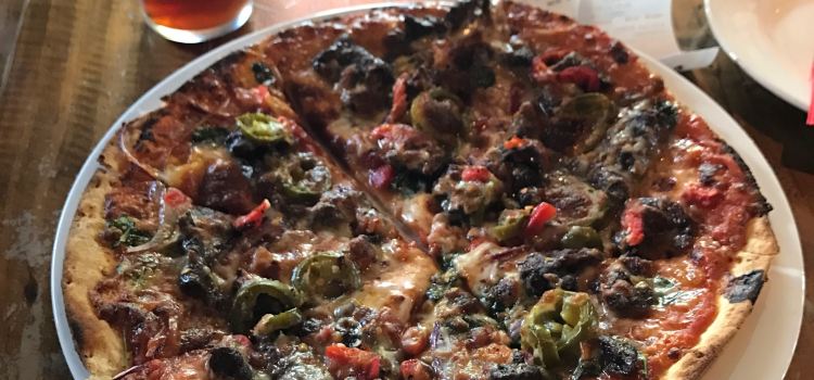 Station Bar & Woodfired Pizza