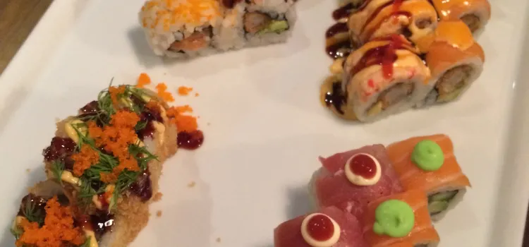 Lucky Sushi