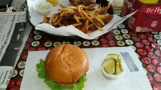 Market Burger Fries & Shakes