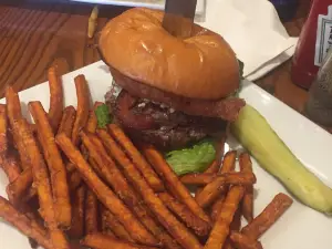 Wally's Tap House