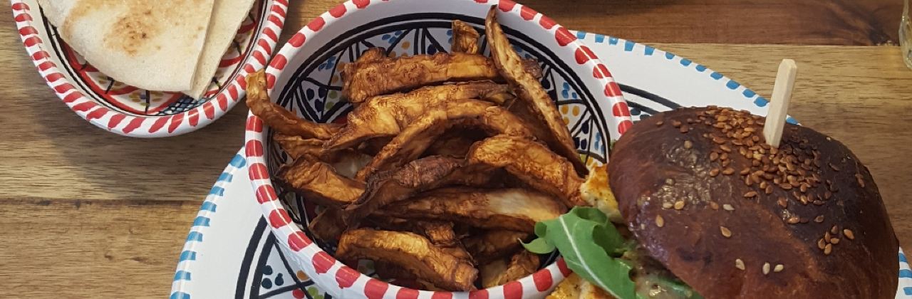 Omam - world on the plate