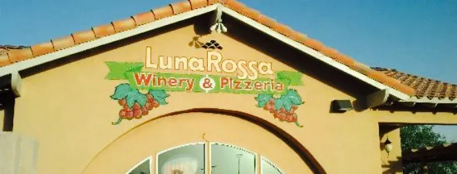 Luna Rossa Winery & Pizzeria